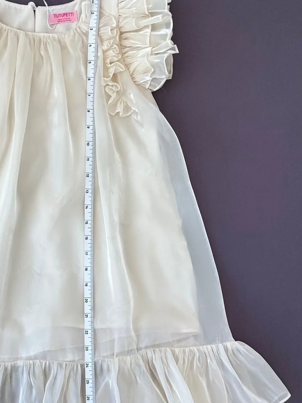 NWOT TUTUPETTI Girls Ivory Organza Pearl Sheen Ruffle Flutter Sleeve Dress